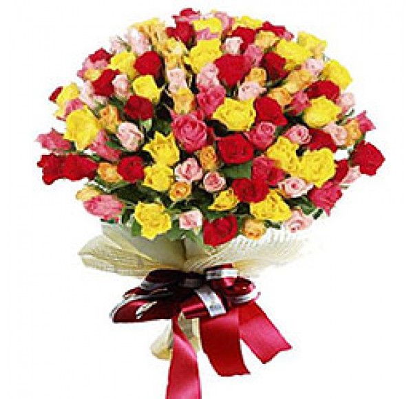 Striking Bouquet of Premium Multicoloured Roses